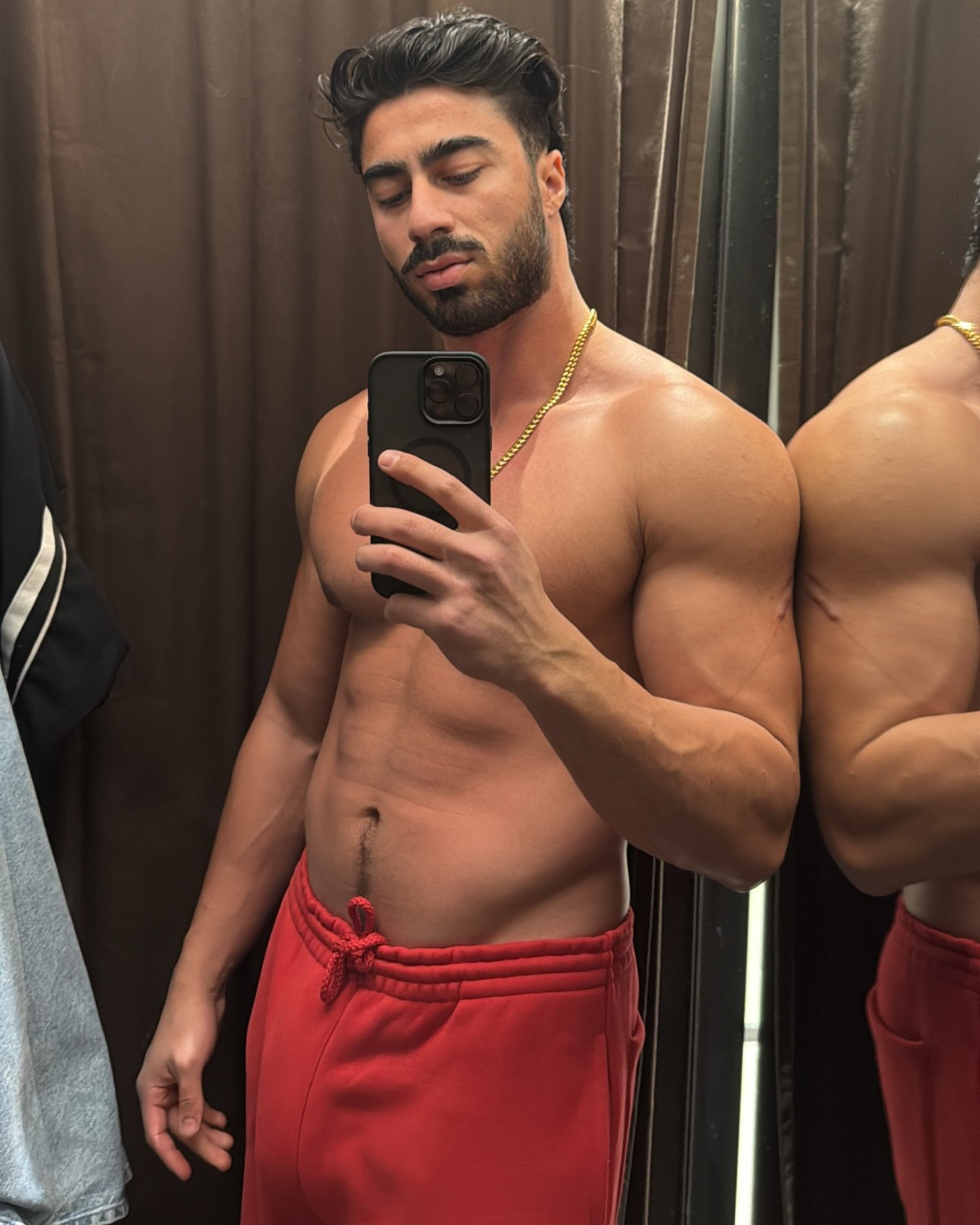 Mohammadali Saffari @mosaffari shirtless hunk