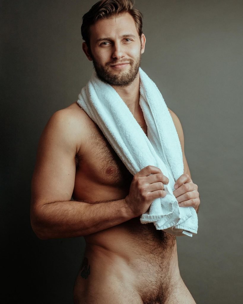 Sam Spade @samspadeofficial, blue-collar hunk