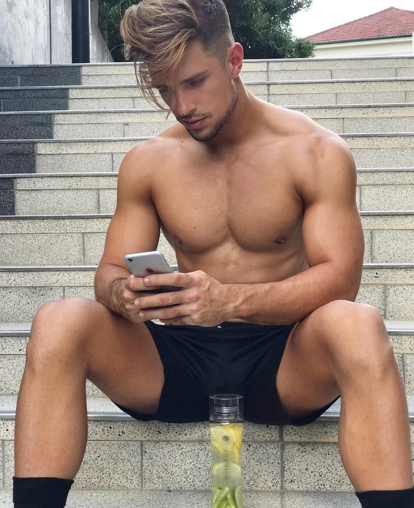 Ryan Greasley (@ryan_greasley) Instagram photo