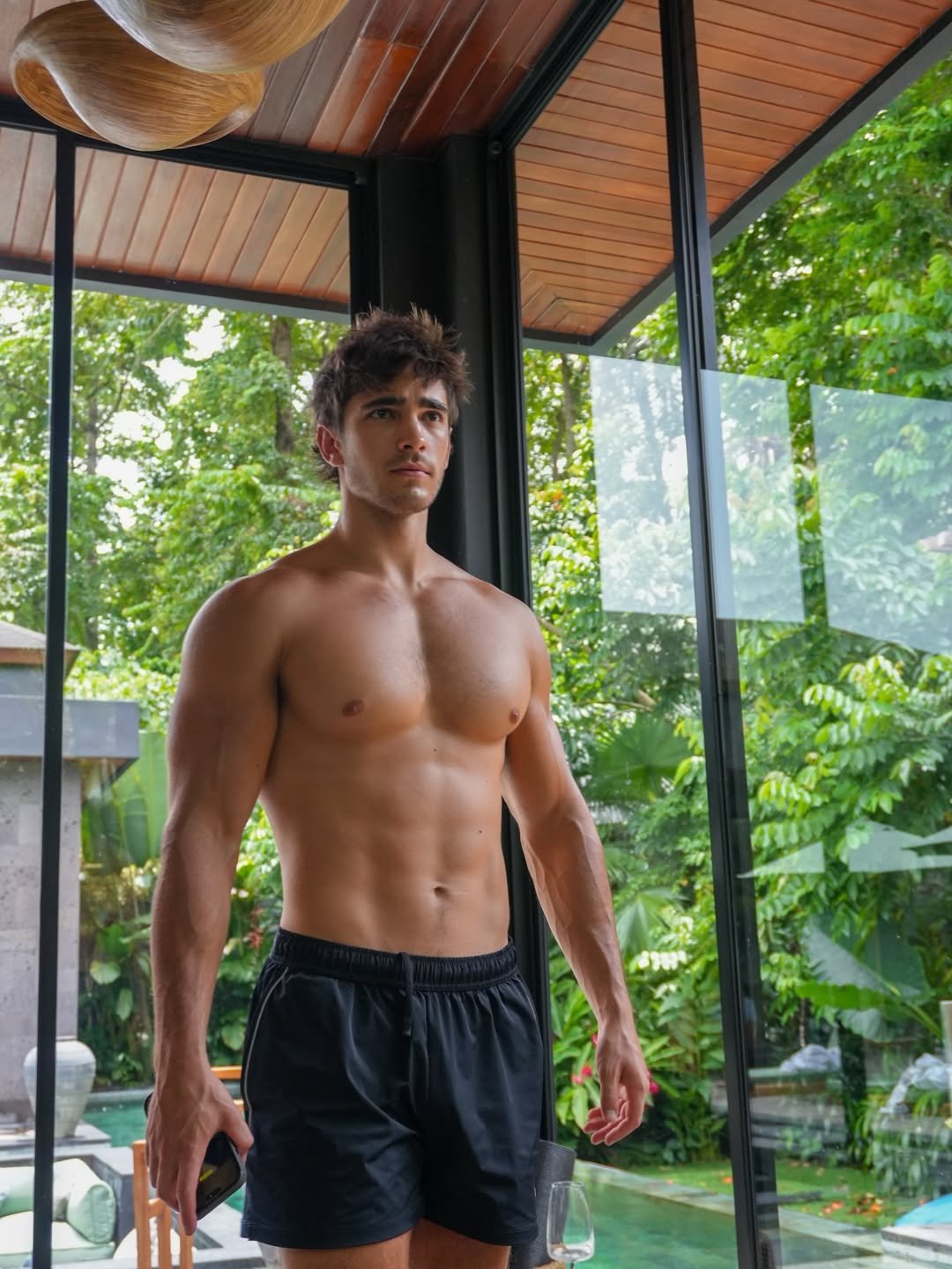 Candid lifestyle photo with next door charm