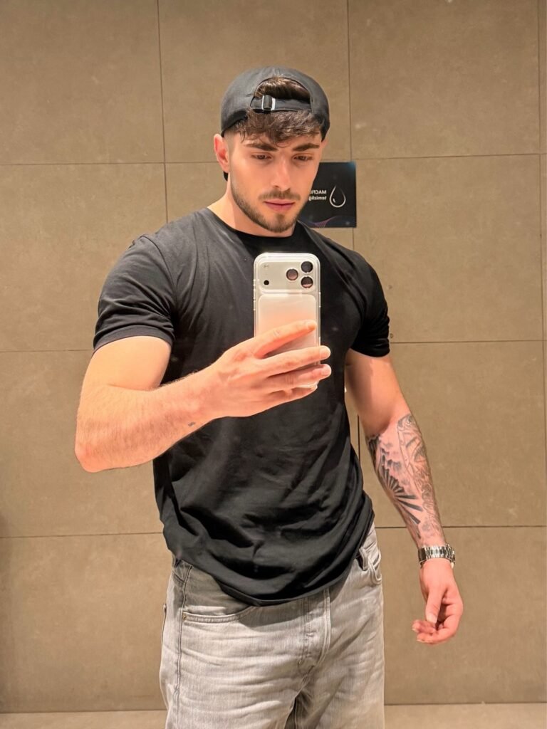 Ahmet Sargın @sarginnnnn Instagram photo 4